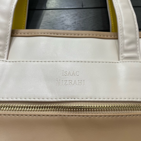 Isaac Mizrah large office bag. Has a laptop zip up soft cover as well. - Picture 2 of 16